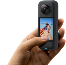 Lade das Bild in den Galerie-Viewer, Insta360 One x3 360° Actionkamera Wasserdicht